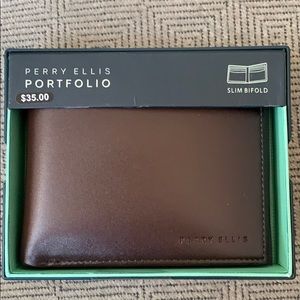 NWOT Perry Ellis Michigan slim bifold brown